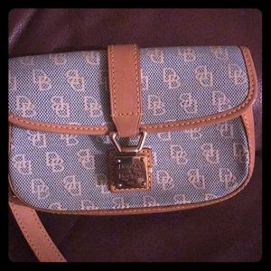 Dooney & Bourke Wristlet NEVER USED